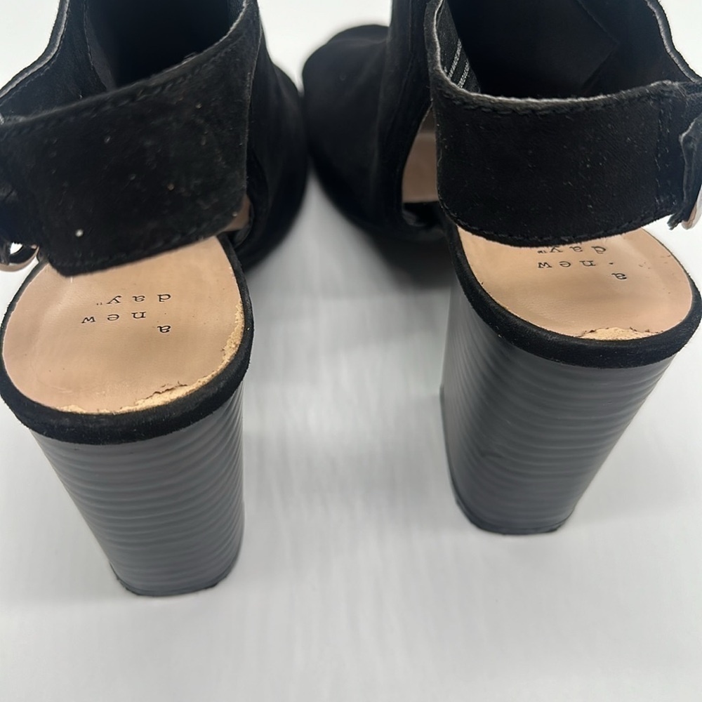 A New Day Rhea Open Toe Block Heels Black Faux Suede Size 11 - Picture 10 of 14